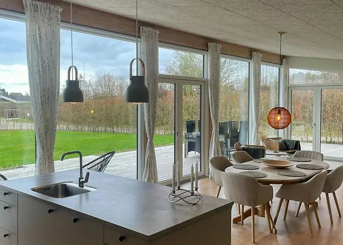 Modern Near Binderup Abjerg