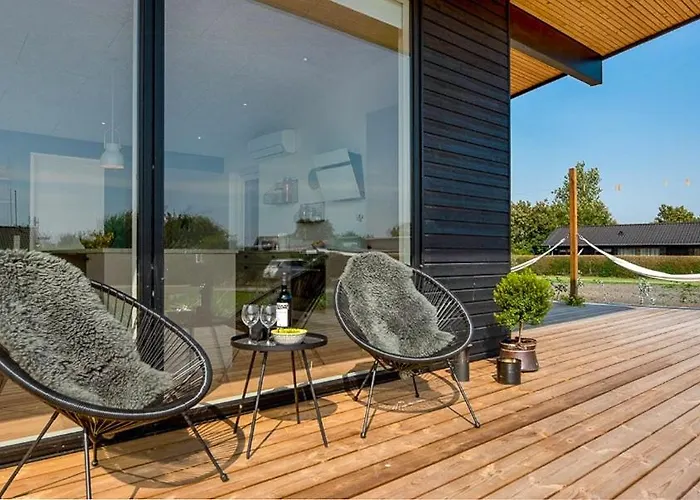 Holiday home Modern Near Binderup